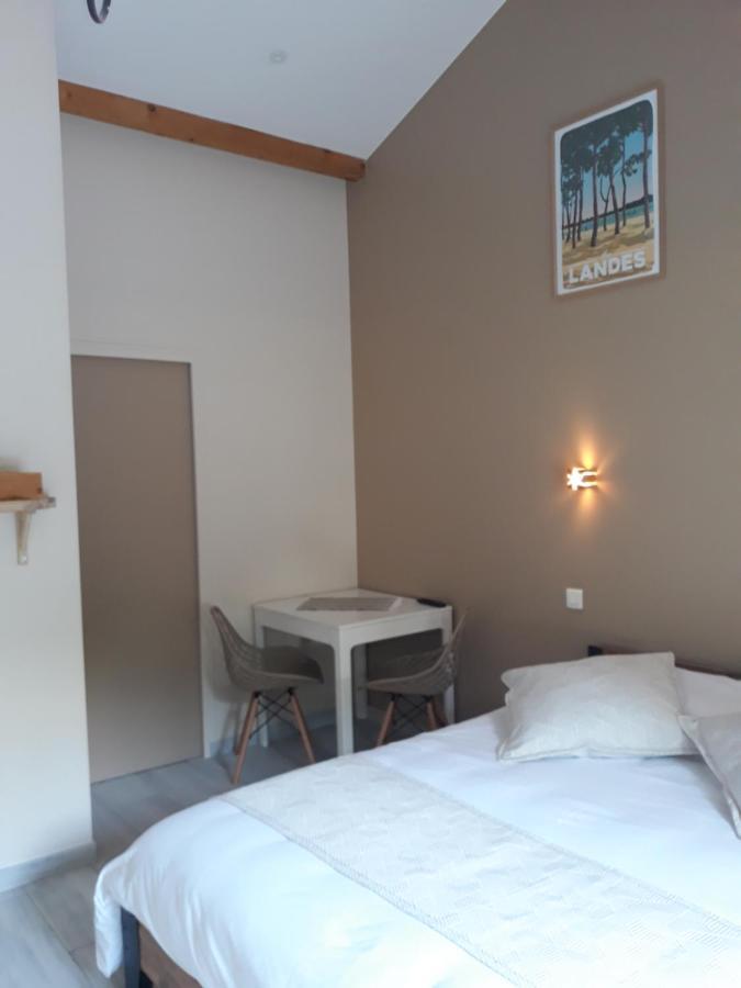 Chambre d'hôtes du Pin Pey Exterior foto